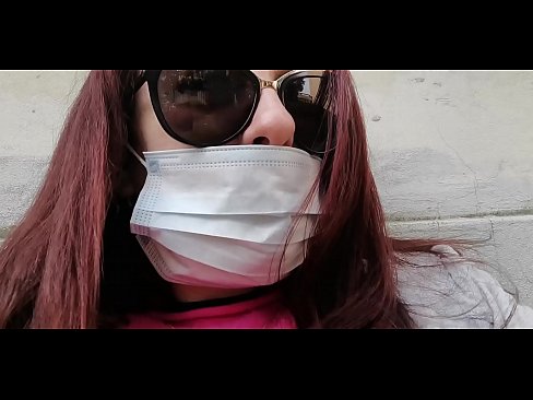 ❤️ Nicoletta hakmerret me fqinjin e saj dhe urinon në garazhin e tij (Karantina speciale italiane Covid19) ❤❌ Porno në sq.xlxxporno.ru ❌️